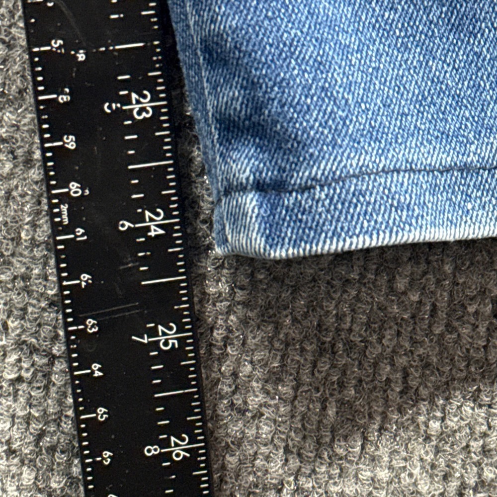 Wrangler Jeans Womens 8 Vintage Straight Leg Denim Made in USA - Picture 7 of 12